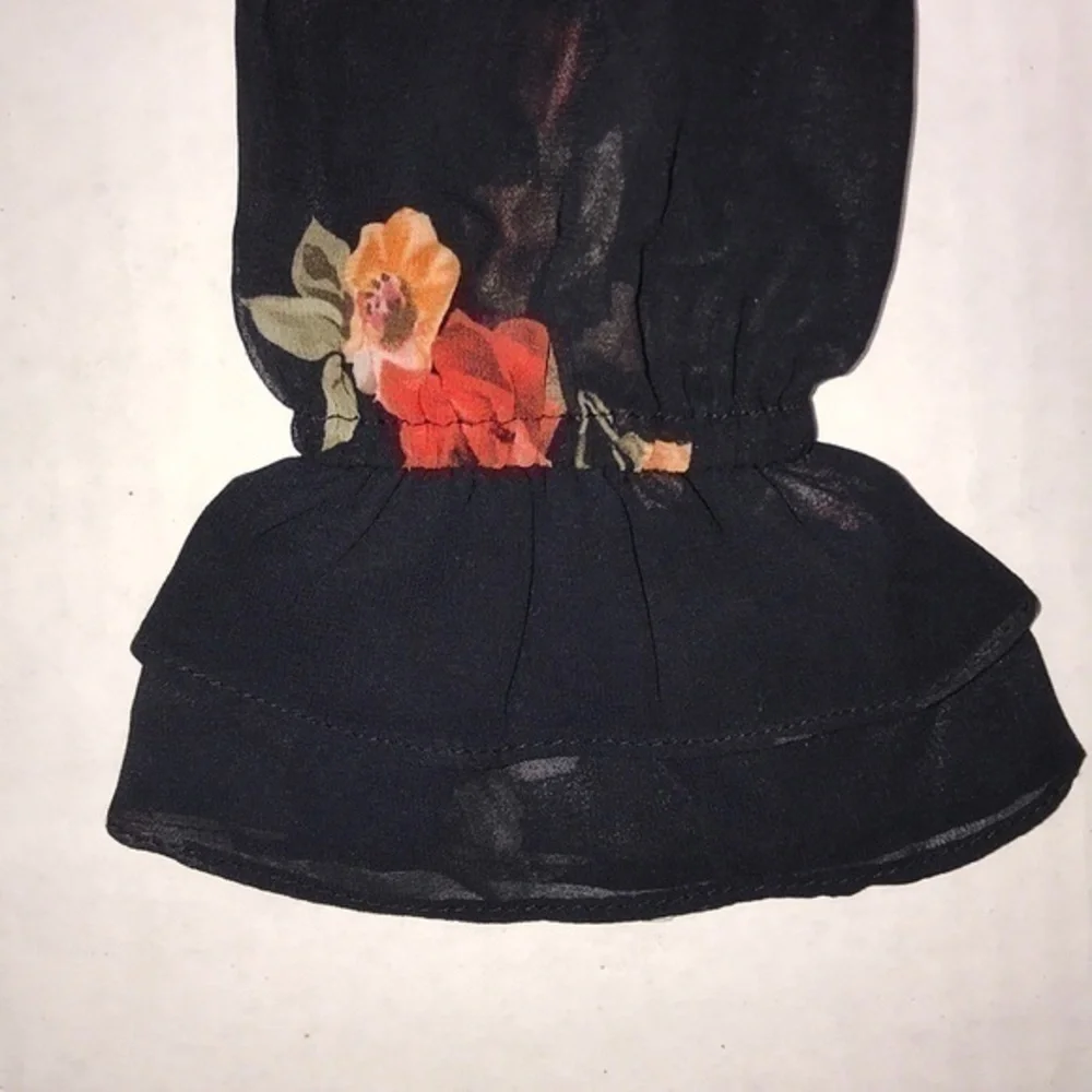 Olivaceous Floral Blouse - Picture 8 of 10